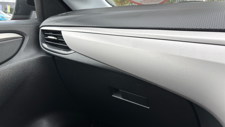 Vauxhall Corsa 1.2 Design 5dr Petrol Hatchback